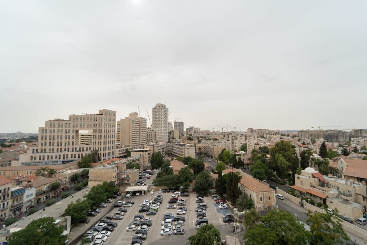 Spacious 1 Bedroom in Savyon View Tower, Unit SW69 – City Center Jerusalem photo 4