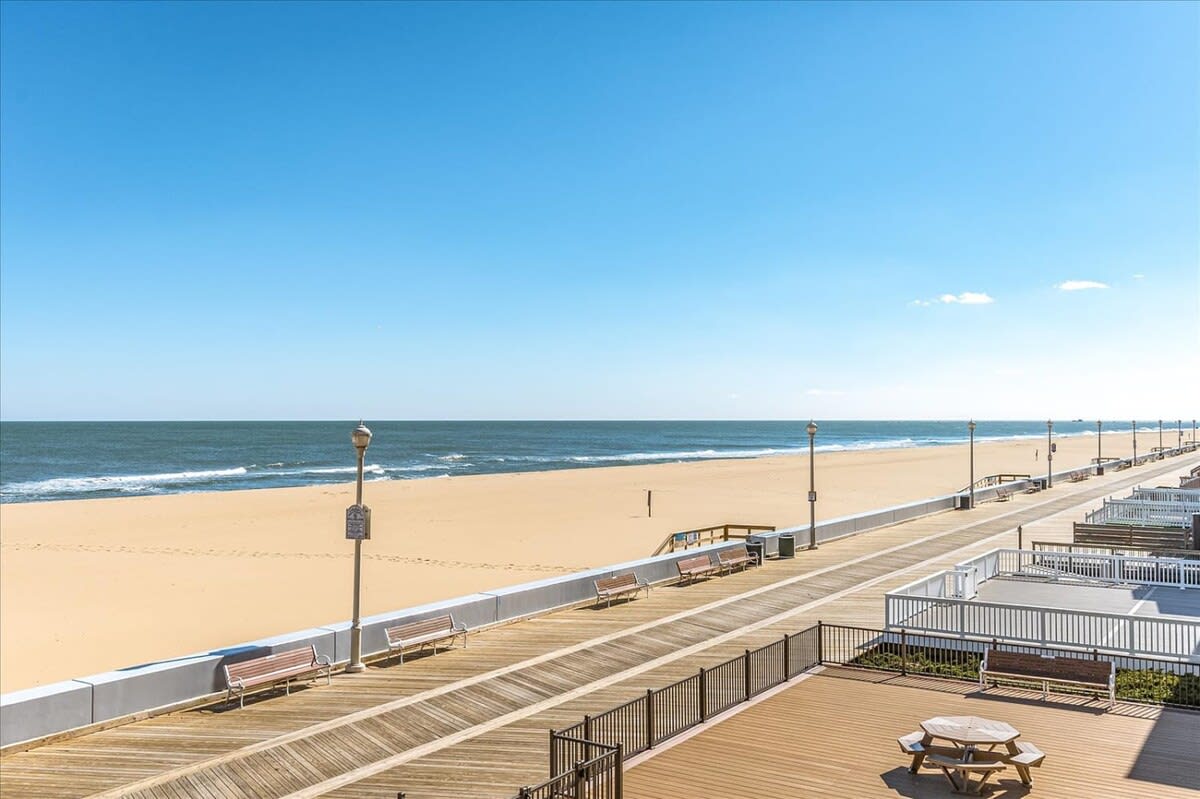 Oceanfront Three Bedroom Condo on the Boardwalk | Photo 3