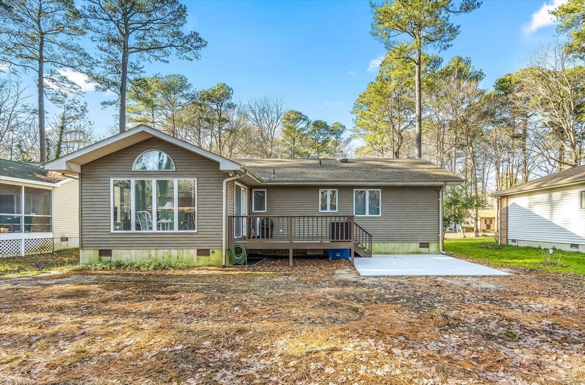 Pet Friendly Home in Popular Ocean Pines | Photo 3