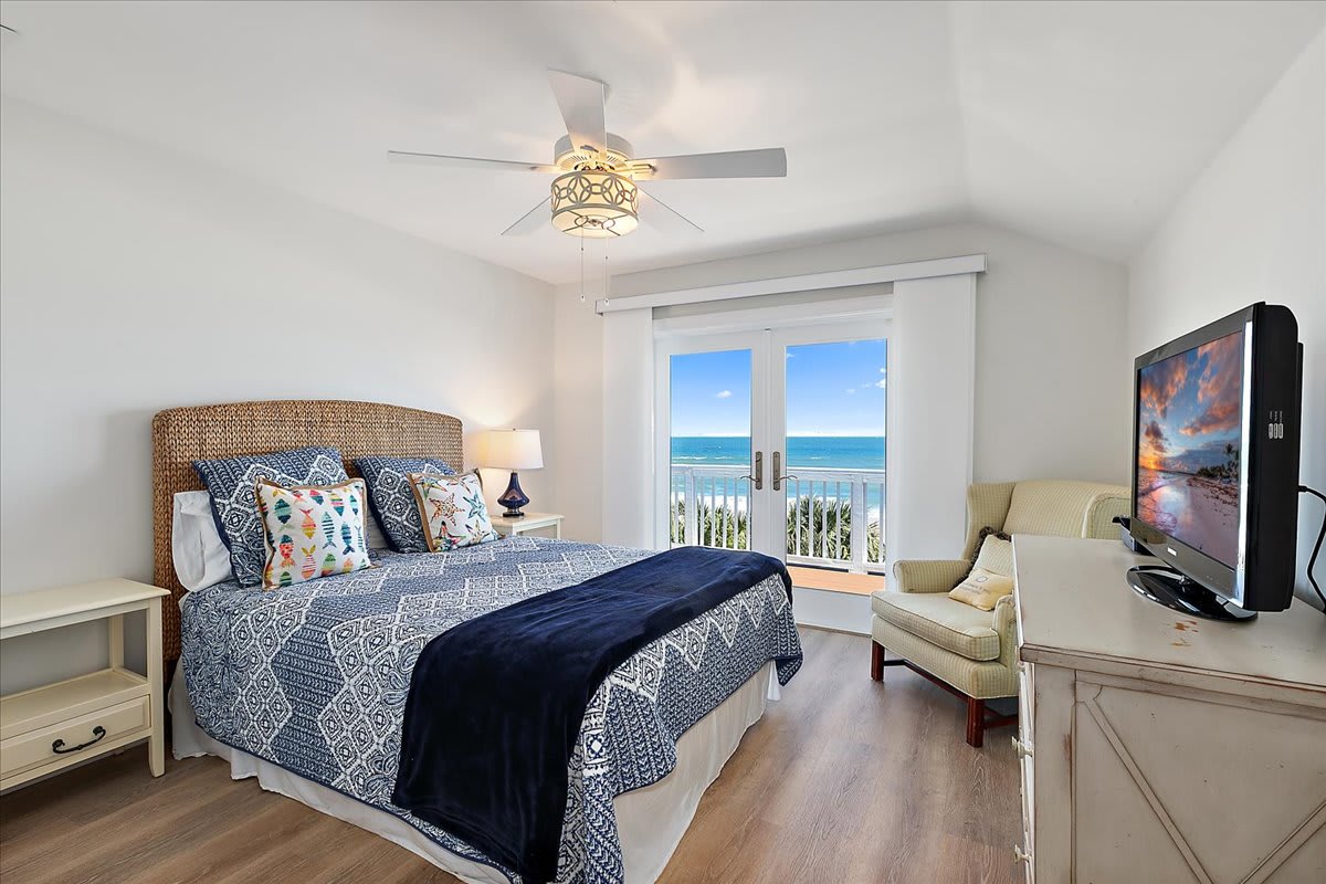 Seaview | Wren Beach Rentals by Portoro