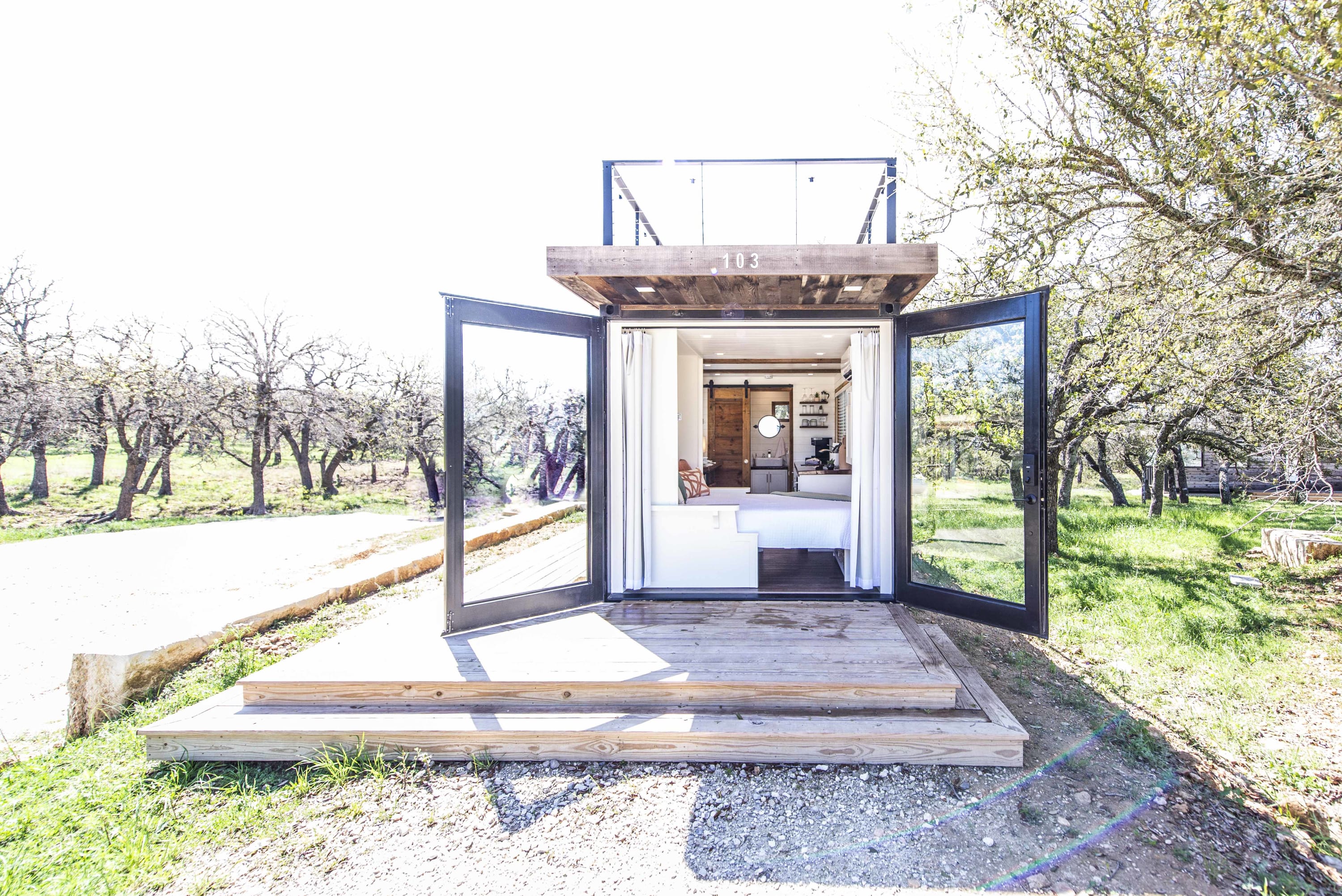 New! The Texas Retreat-Container Home — Fredericksburg, TX — vacation rental