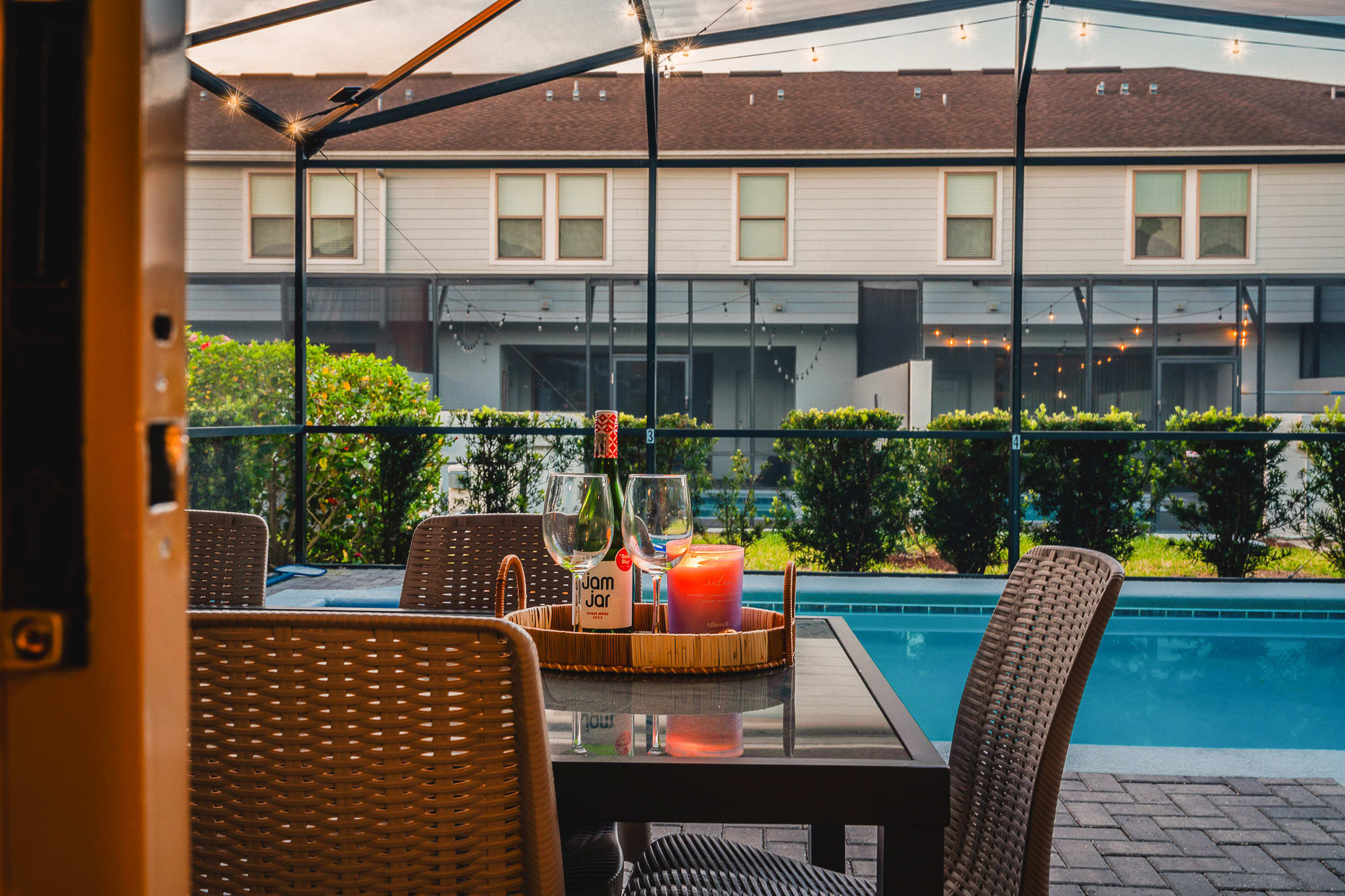 Heated Pool + FREE Waterpark  + Lazy River + Spa