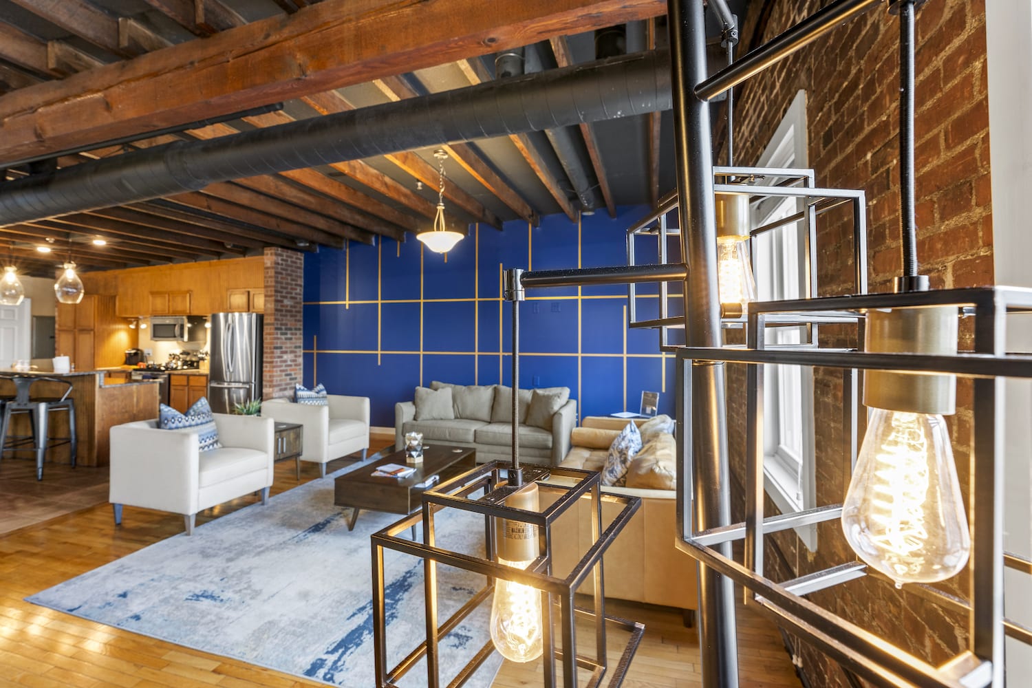 KING Sleep8 4Bed 3BR 2BA Swepson Loft 301 - Photo 11