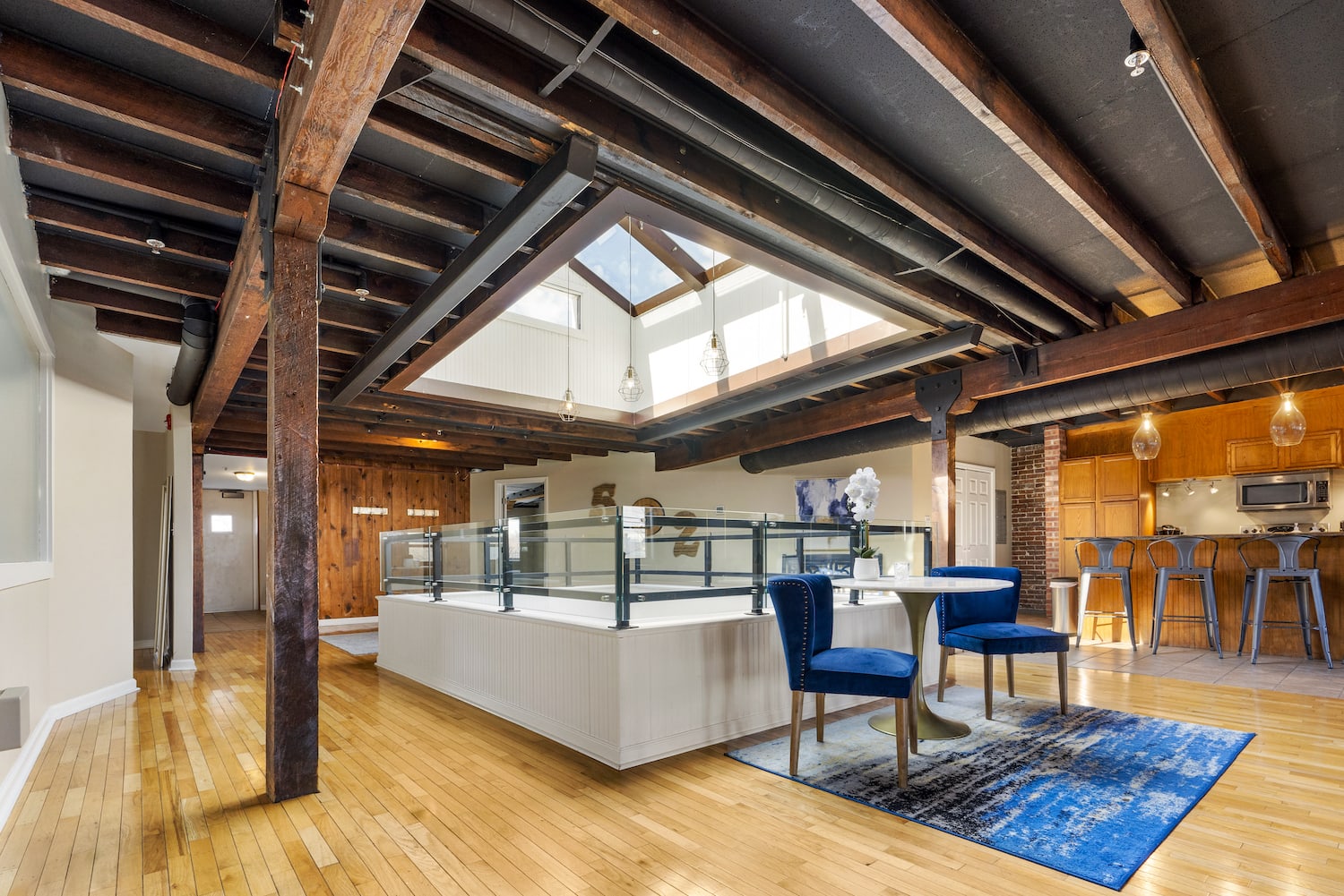 KING Sleep8 4Bed 3BR 2BA Swepson Loft 301 - Photo 34
