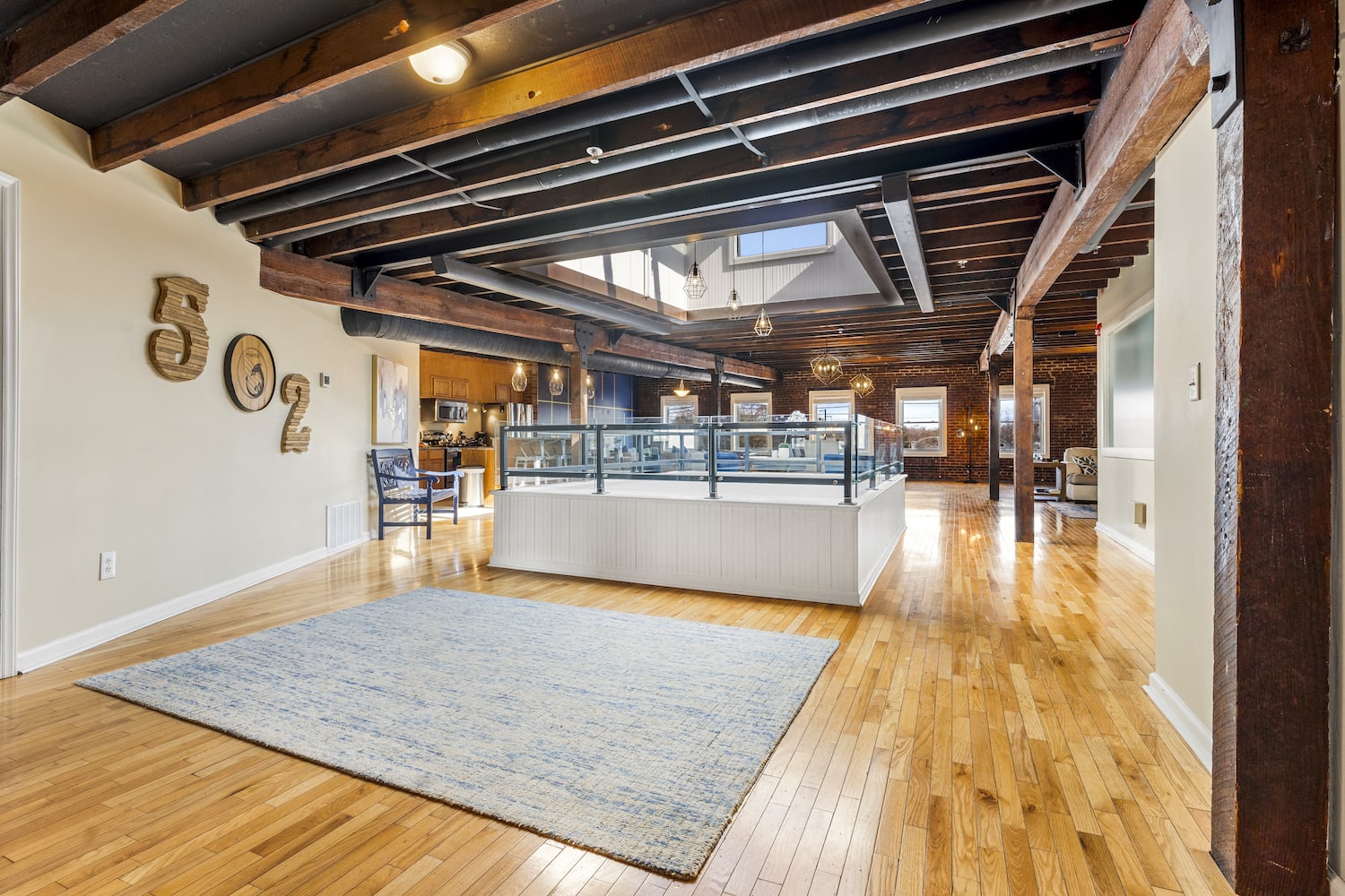 KING Sleep8 4Bed 3BR 2BA Swepson Loft 301 - Photo 50