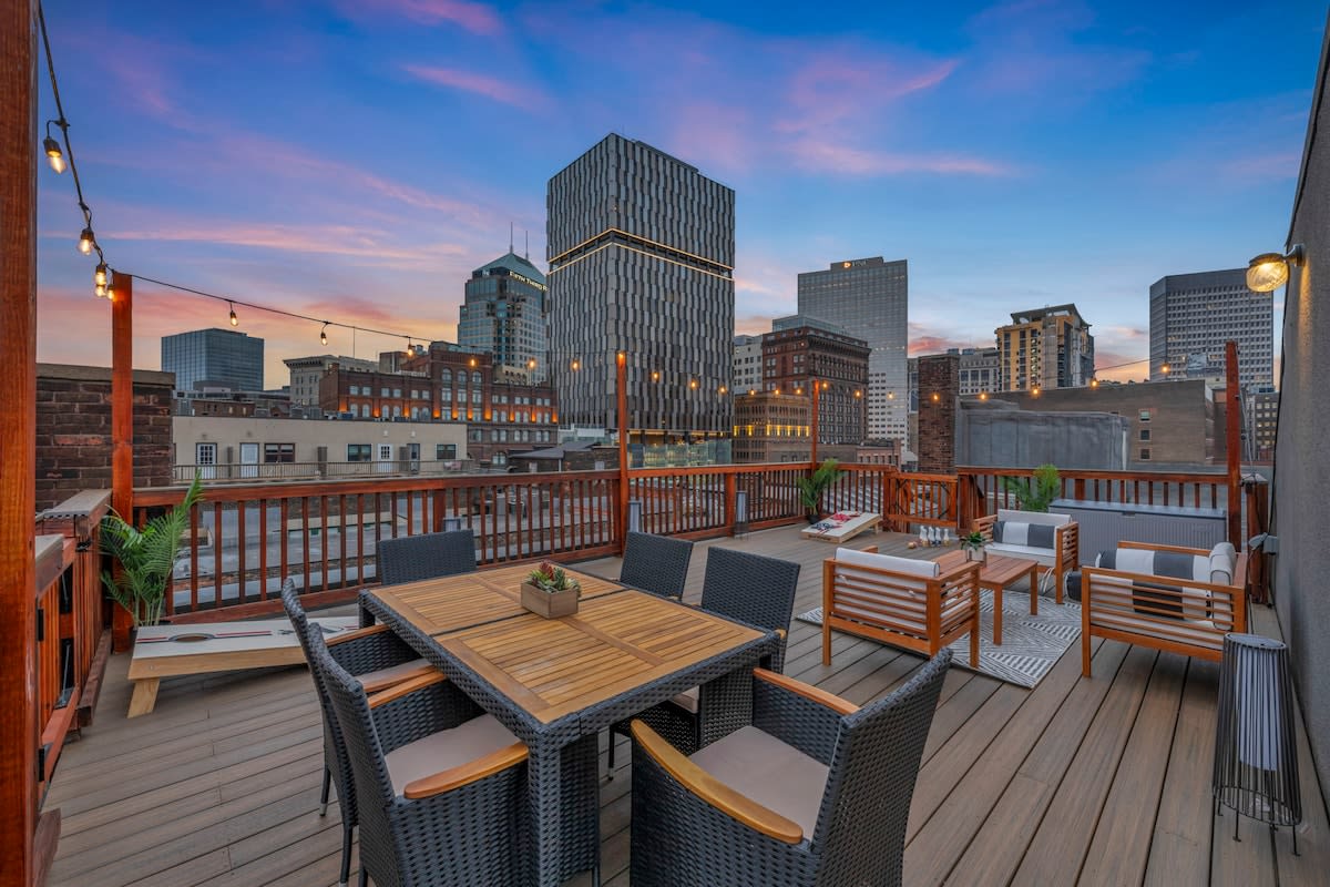 Penthouse | Lofts on E.4th| Private Rooftop Patio - Foto 1