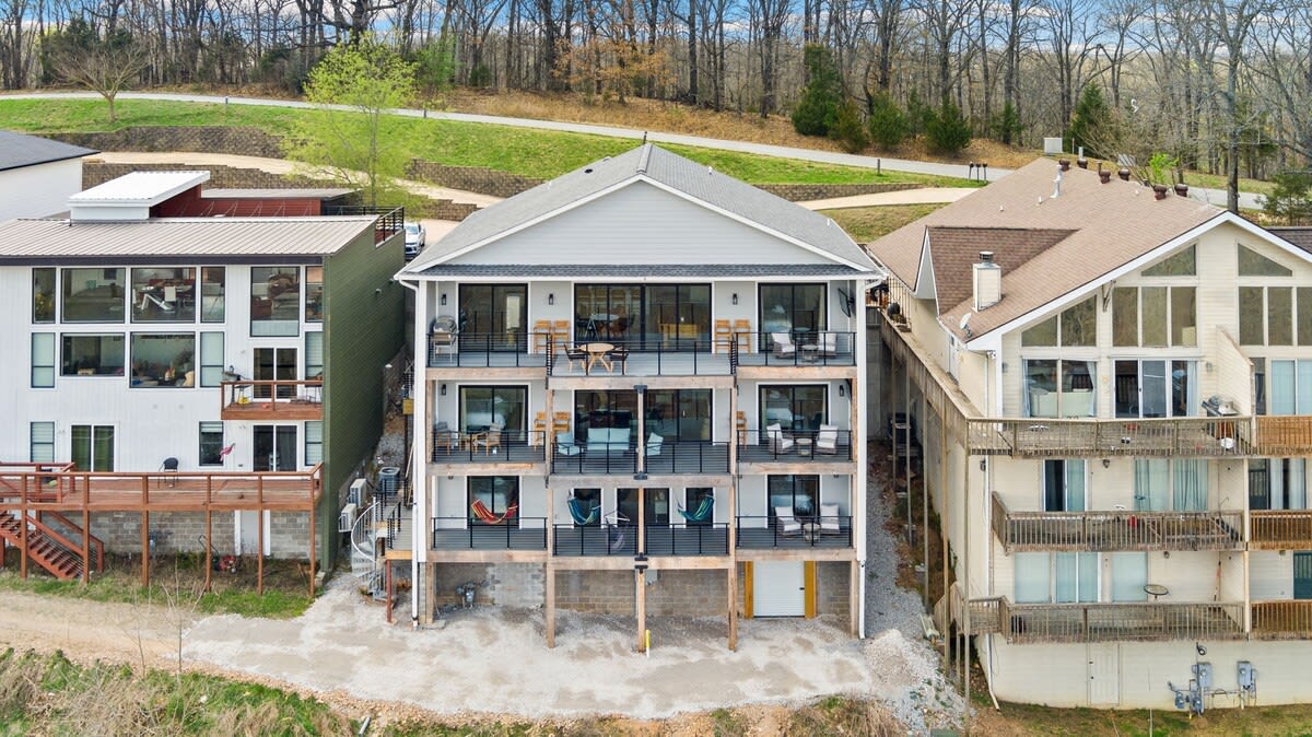 Sunrise Glory - Perfect Patio & Views - Sleeps 15