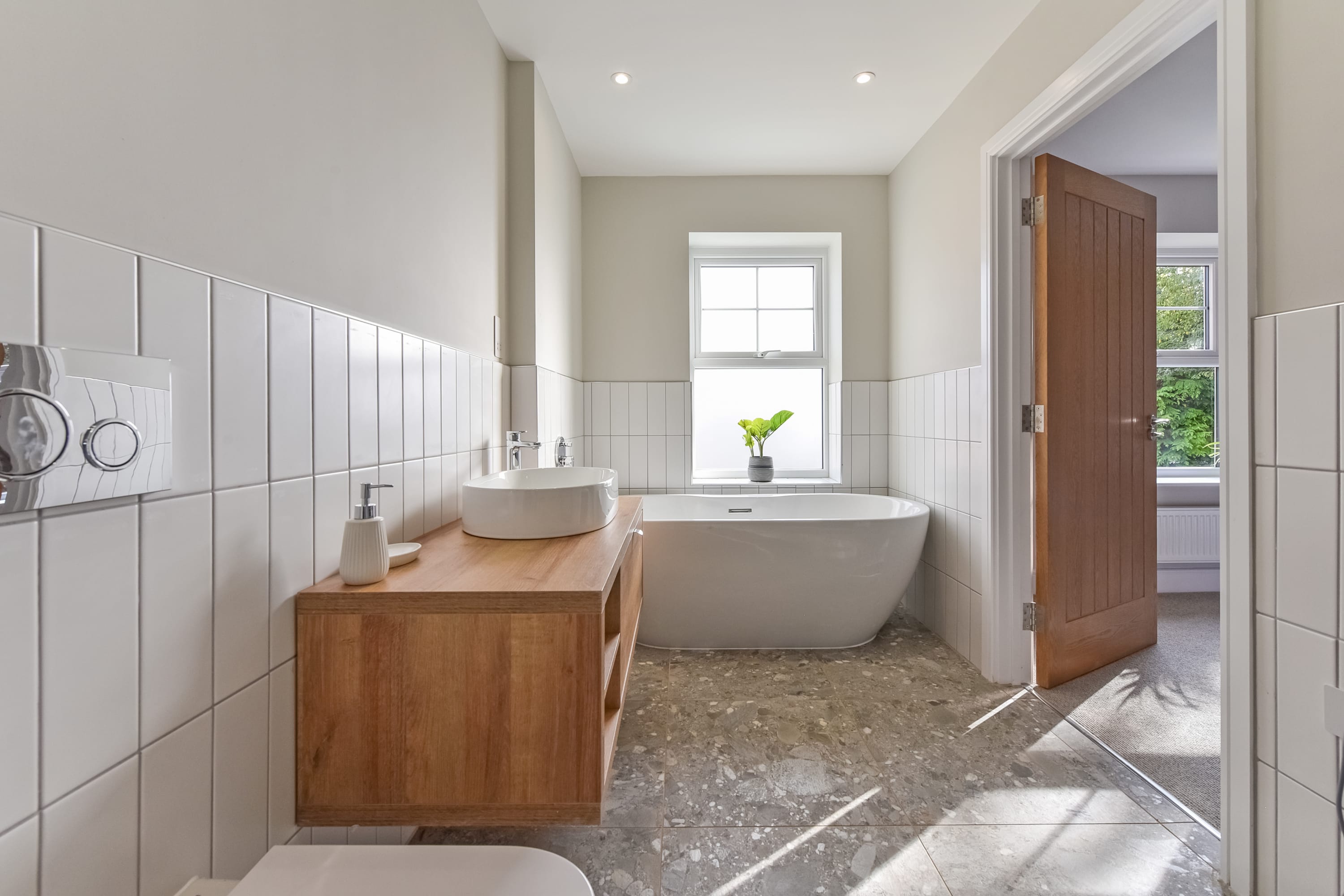 Luxury Chichester Home for 12