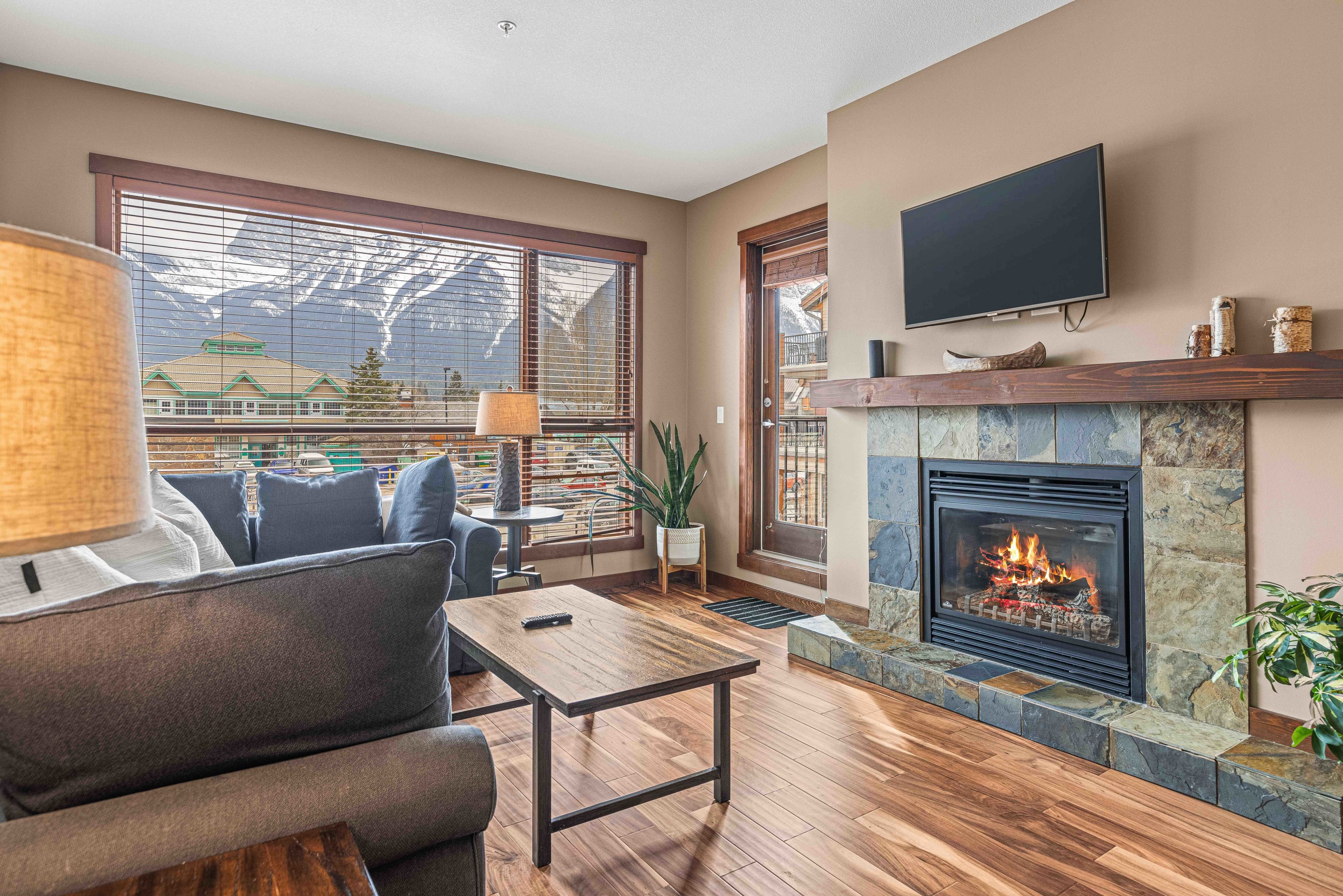 Best Views of Canmore - 2Bed 2Bath - Foto 1