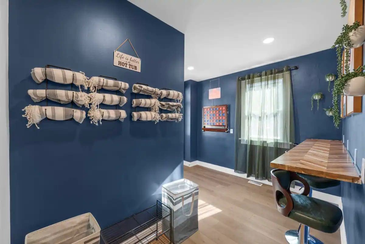 Spacious 5-Bedroom Home with Hot Tub