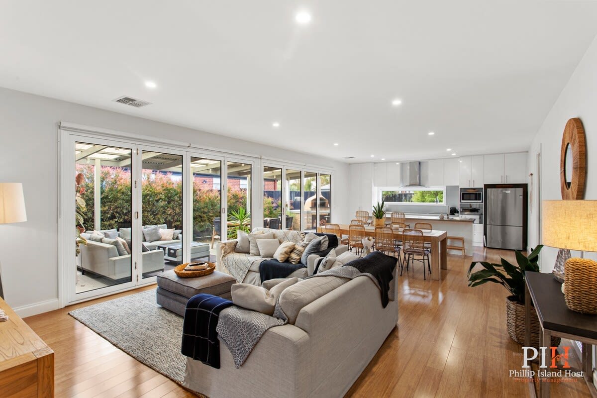 Charming Cowes Family Home w/ Outdoor Living in Cowes, VIC