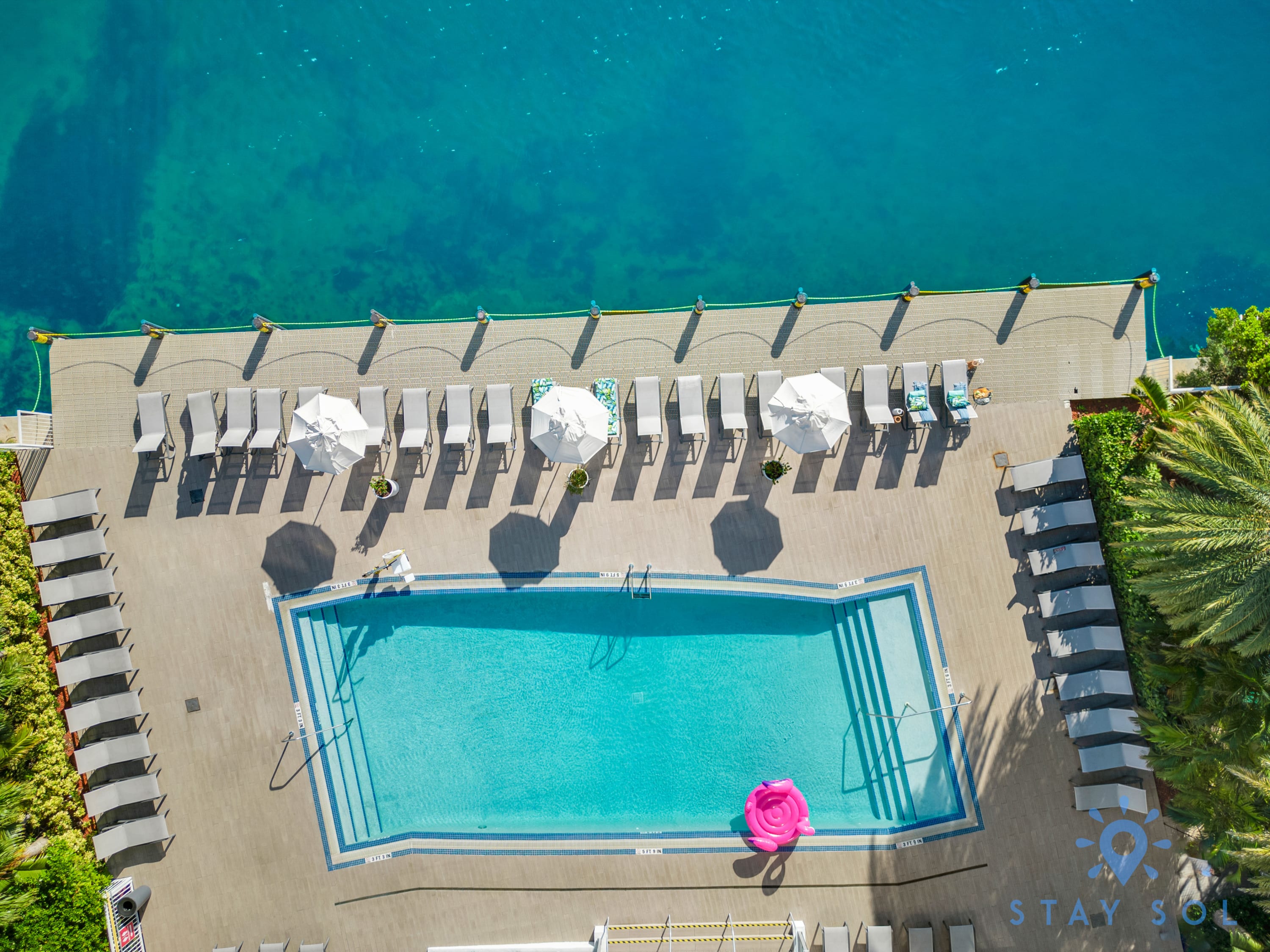 Upper Condo: Amazing Pool. Balcony View - Photo 1