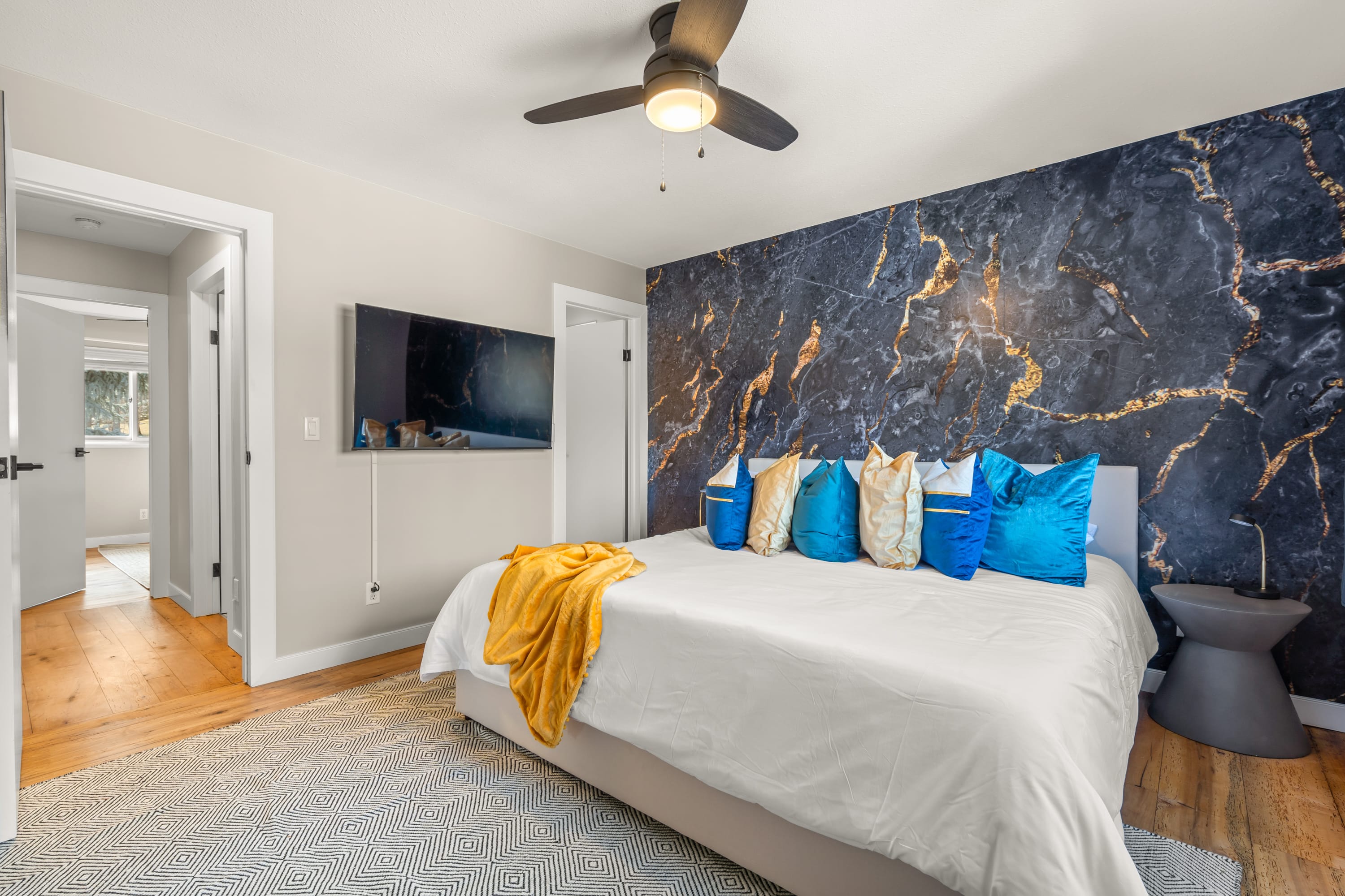 Vibrant In The Valley 4 Bedroom Getaway Arcade — Invermere, British Columbia — vacation rental
