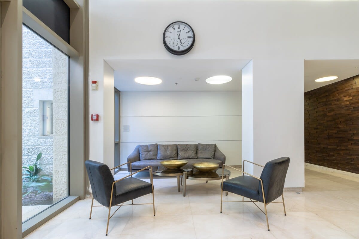 Mini Penthouse With Perfect balcony for SUKKAH photo 21