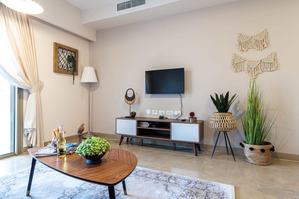 Haneviim court 1 bedroom photo 6