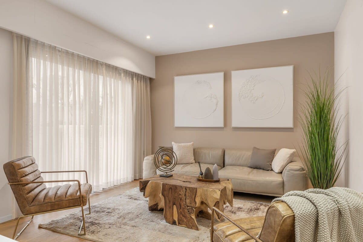 Luxurious Downtown Jerusalem Retreat with Balcony & Parking photo 21