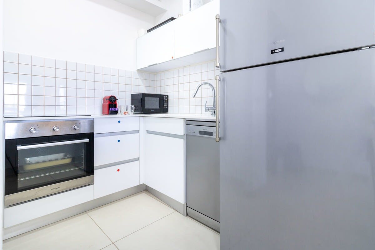 Haneviim Court: 1BR Apartment in Jerusalem photo 14