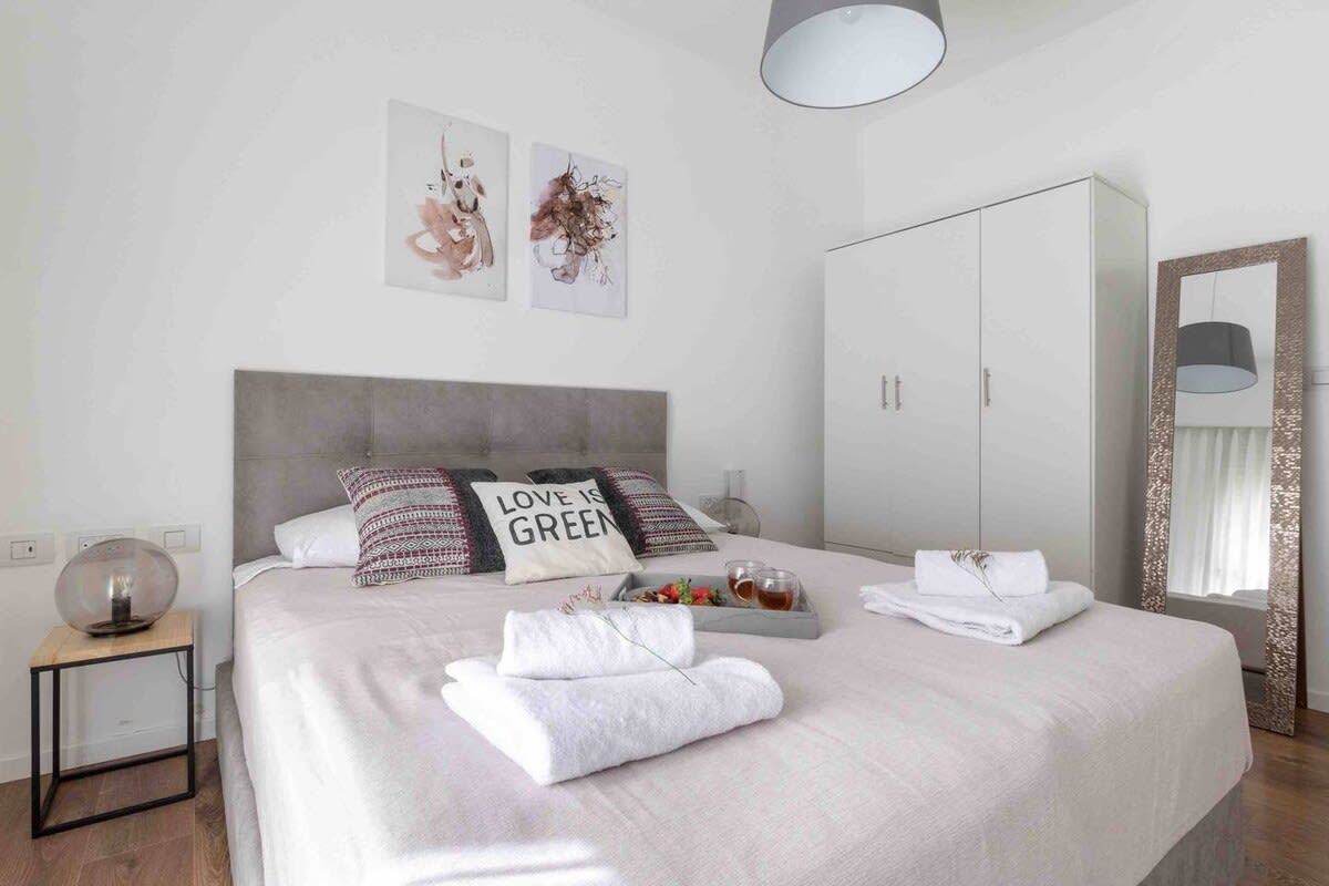 Amazing 1 bedroom in best location/parking photo 19