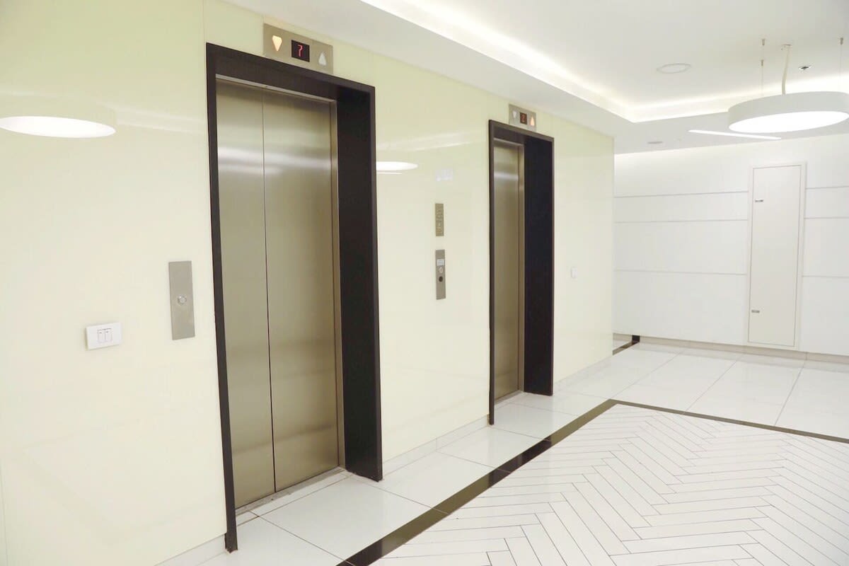 Exclusive 1 Bedroom Apartment/Parking City Center photo 22