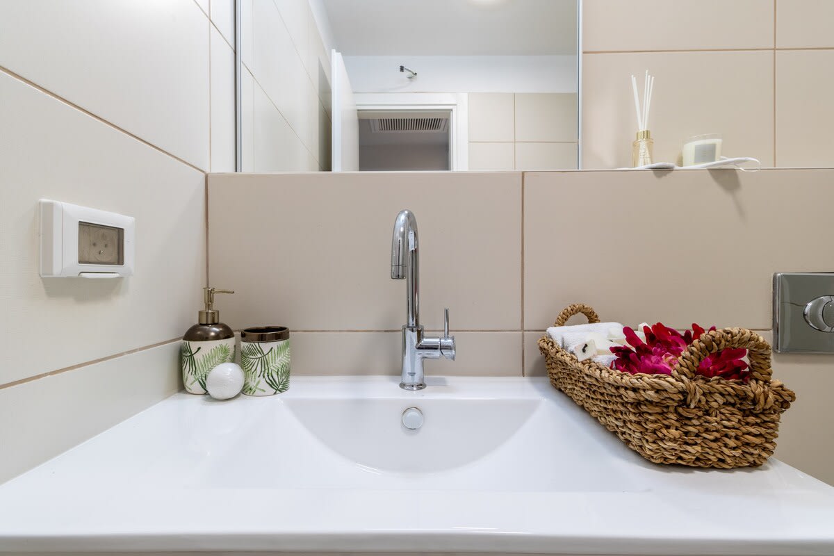 Exclusive 1 Bedroom Apartment/Parking City Center photo 36