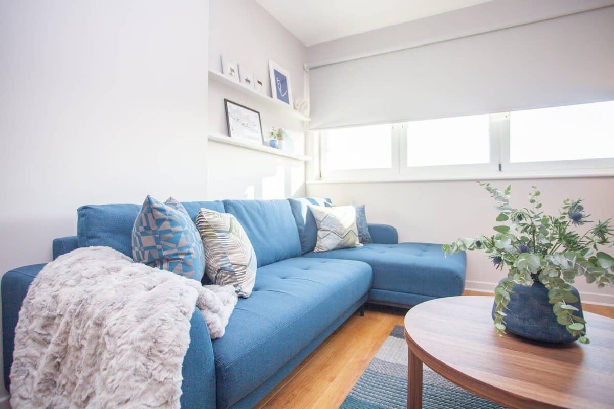 View Stylish 2-Bed Apartment Near Glasgow Green in 11 Bellgrove Street G31 1AF Stylish 2-Bed Apartment Near Glasgow Green in 11 Bellgrove Street G31 1AF - Property image 3 - VivreStays