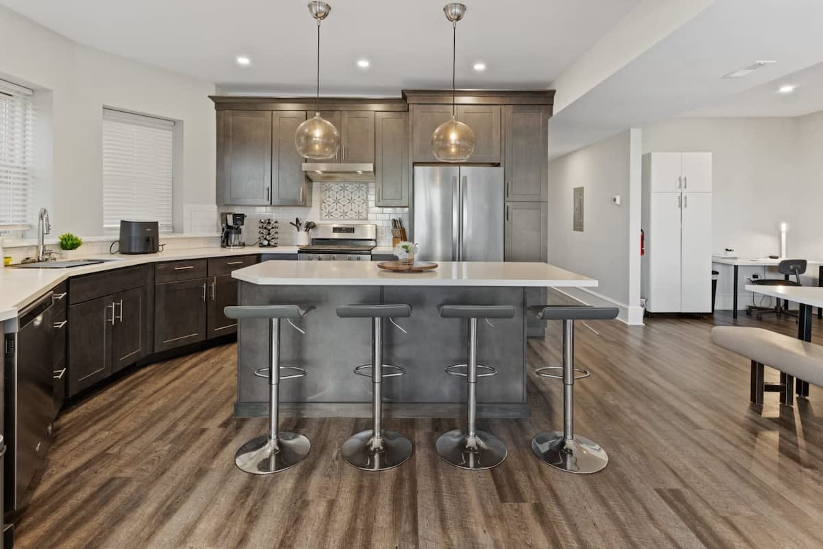 Steps from the Beach! Spacious, Modern 4BR/2BA Apt