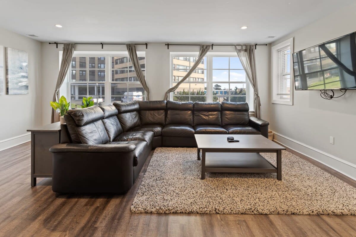 Steps from the Beach! Spacious, Modern 4BR/2BA Apt