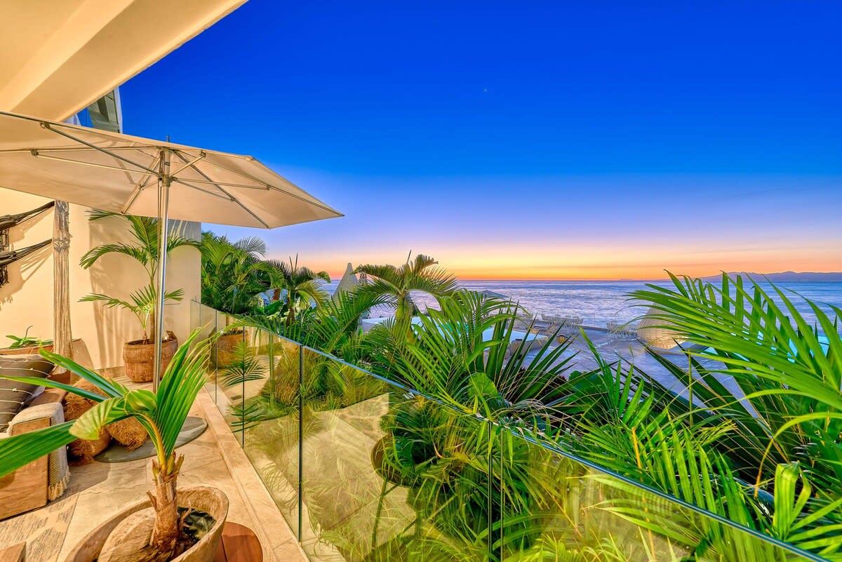 View 8