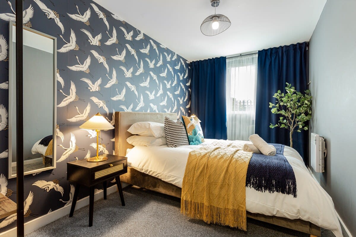 Urban Chic 2-BR Flat Trafford Centre– Free Parking in Forebay Drive M44 6RT - Property image 31 - VivreStays