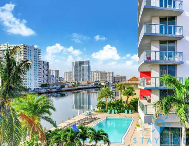 Prime Location, Amazing Pool, Balcony Bay View - Foto 1