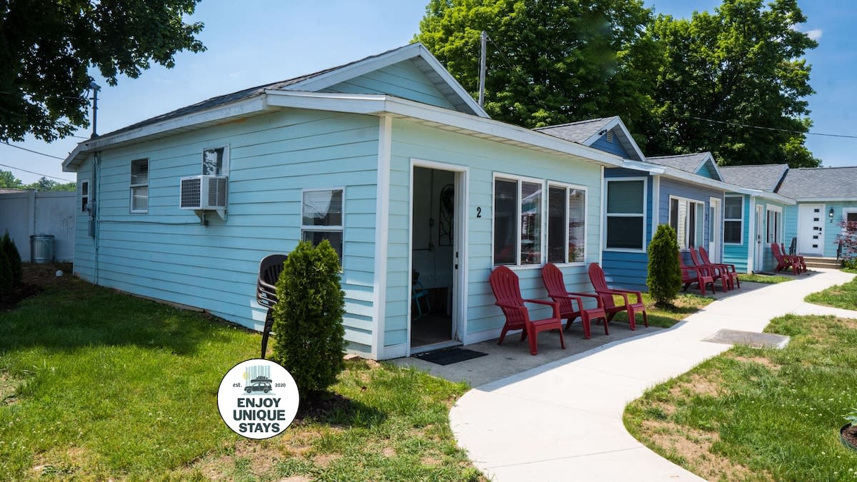 Sister Lake Cottages Unit 2