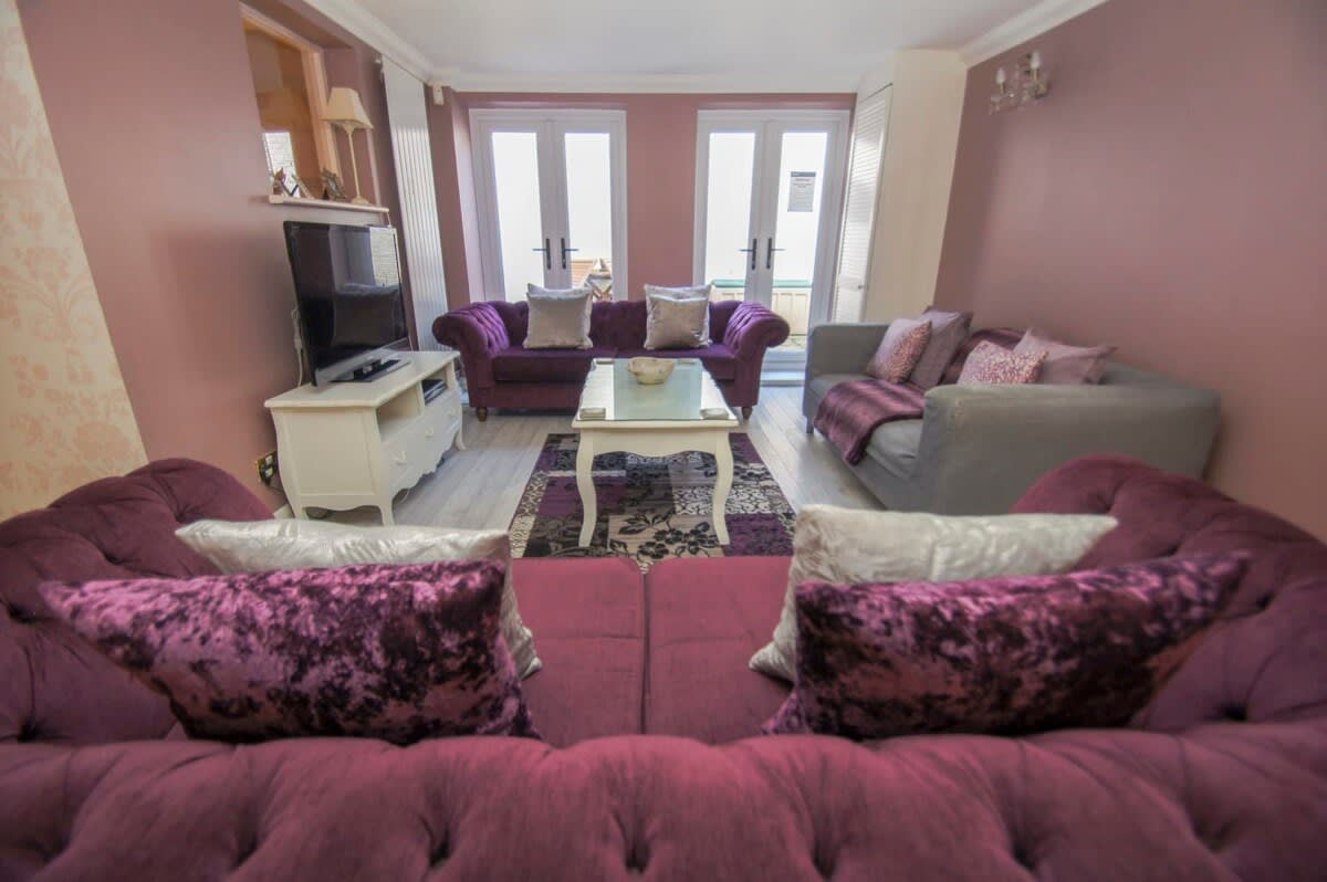 Little Paris | Parking | by Brighton Holiday Lets - Brighton Holiday Home - Image 22