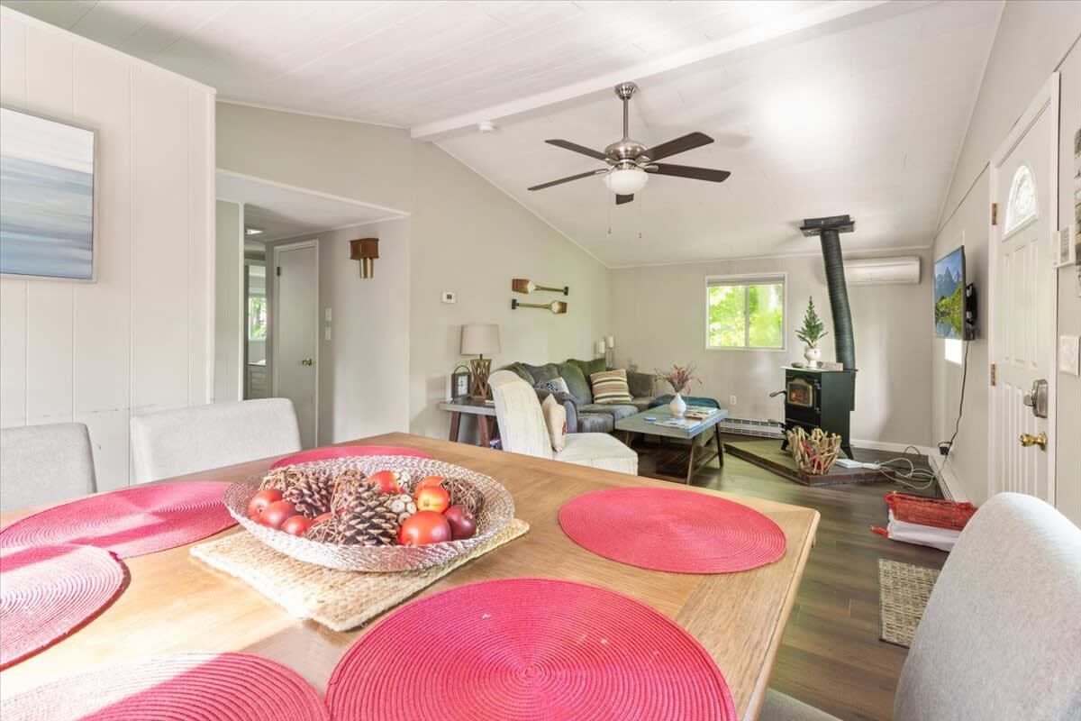 Pocono Cottage | Fireplace | Pet-Friendly | W/D