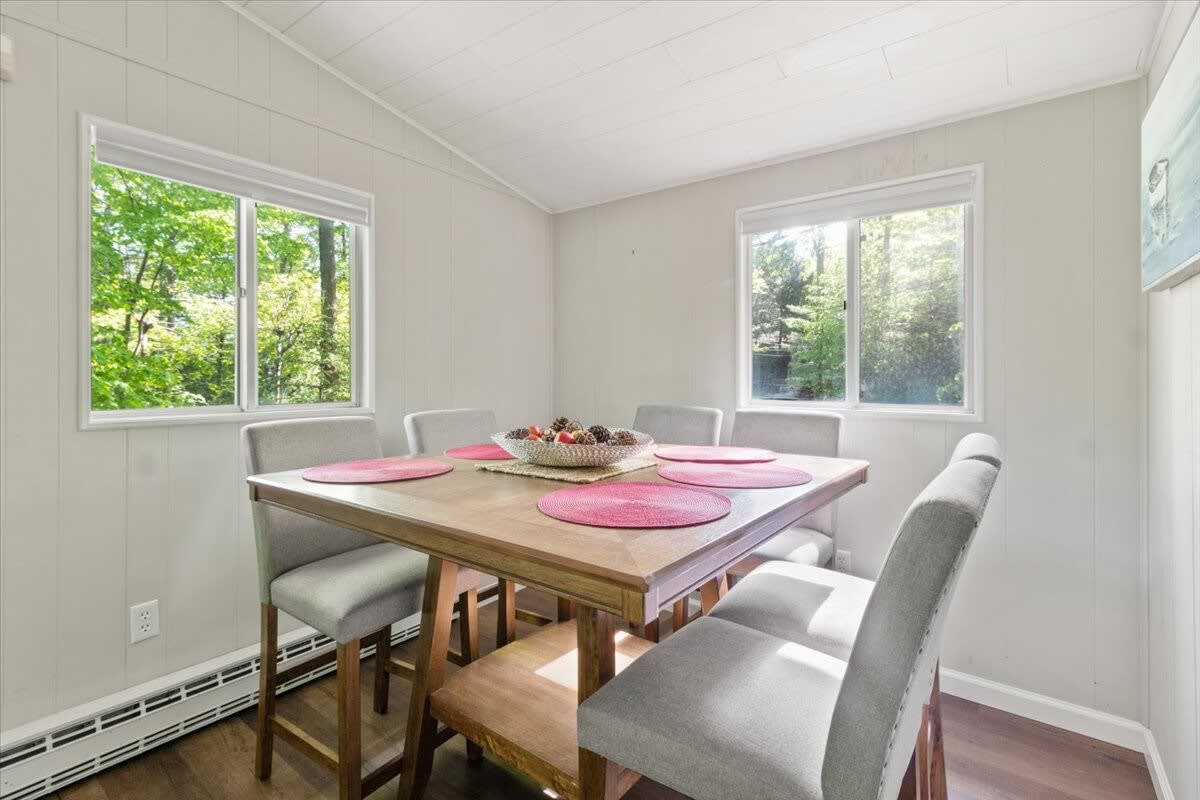 Pocono Cottage | Fireplace | Pet-Friendly | W/D