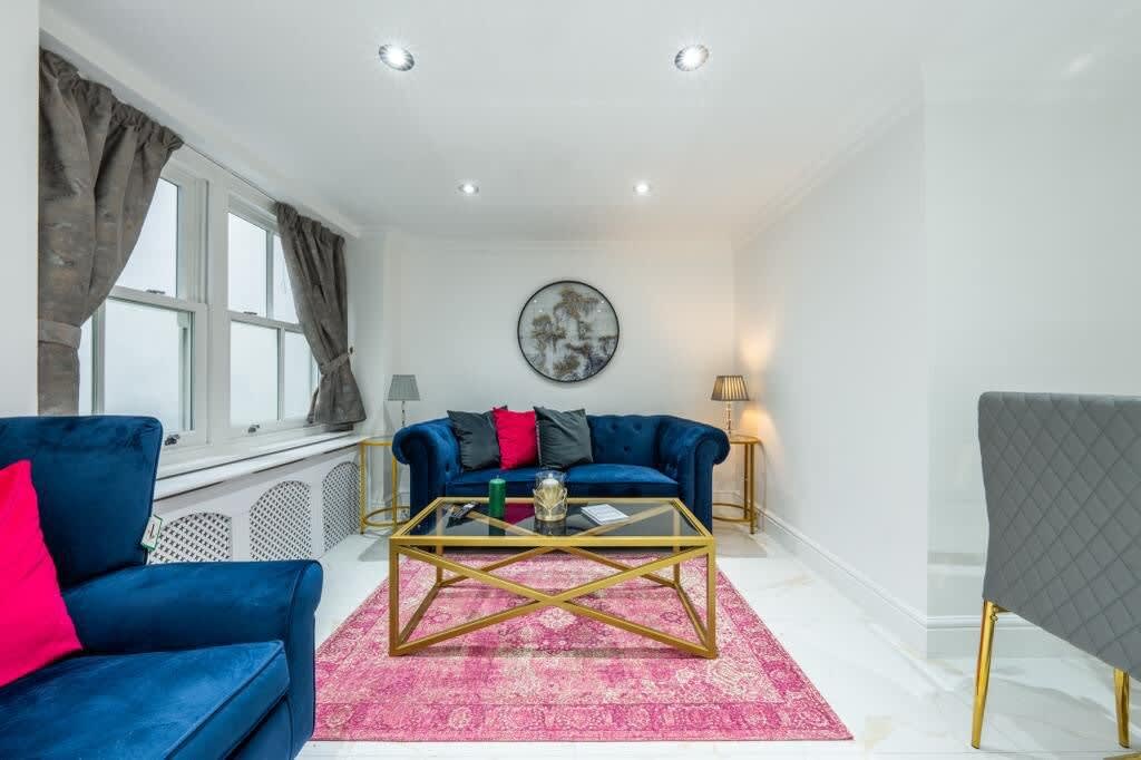 Victorian 1B Apartment with terrace near Paddington