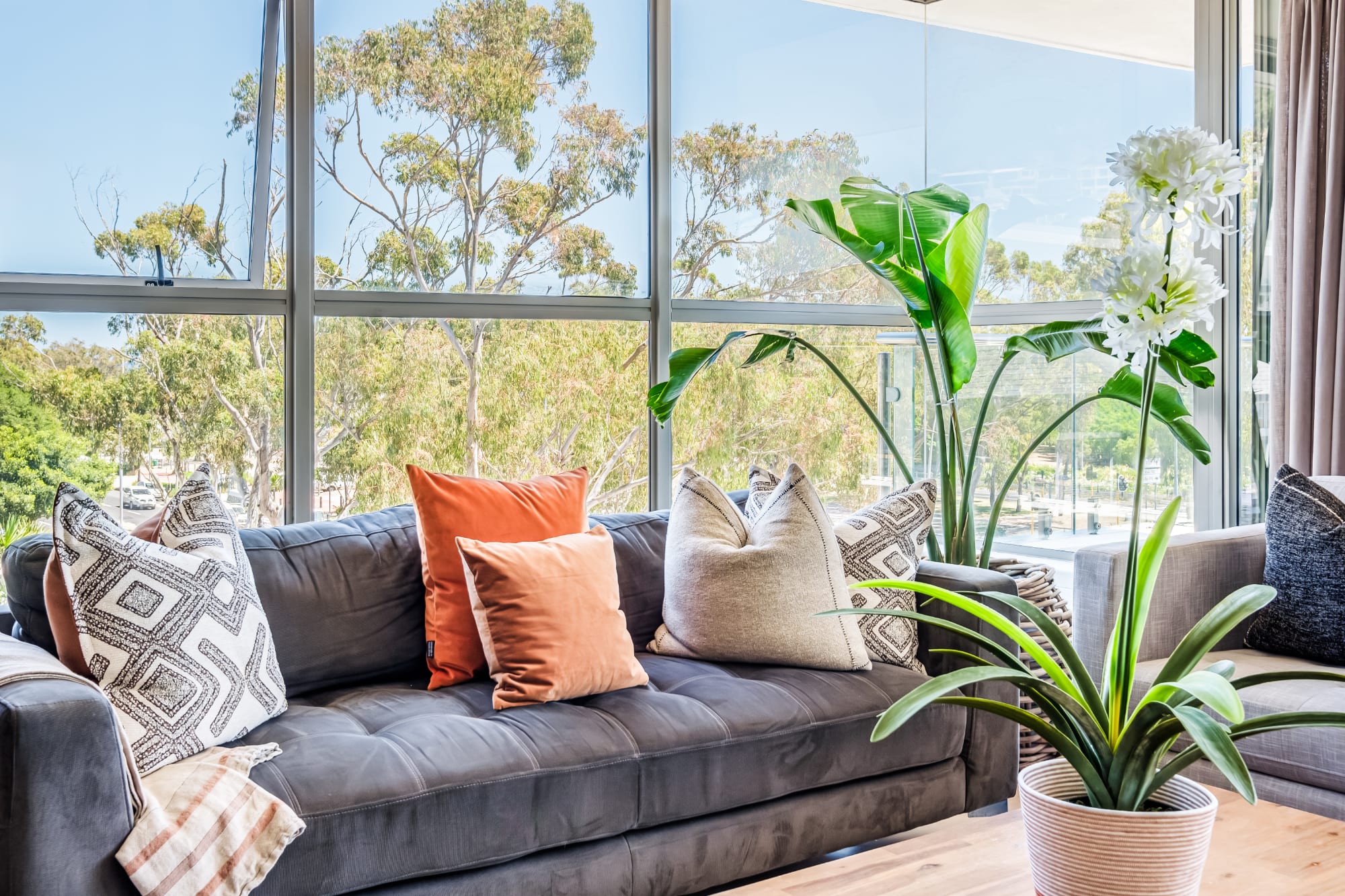 Stylish Comfort at the Luxurious Tramonto 6