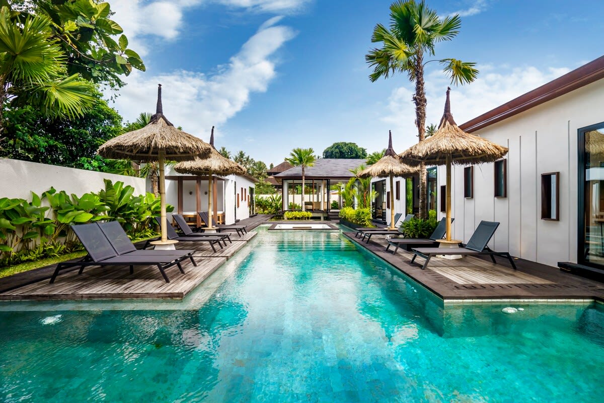 Lagoon 5BR Ubud Family Villa w/Infinity Pool & Spa — Ubud, Bali — vacation rental