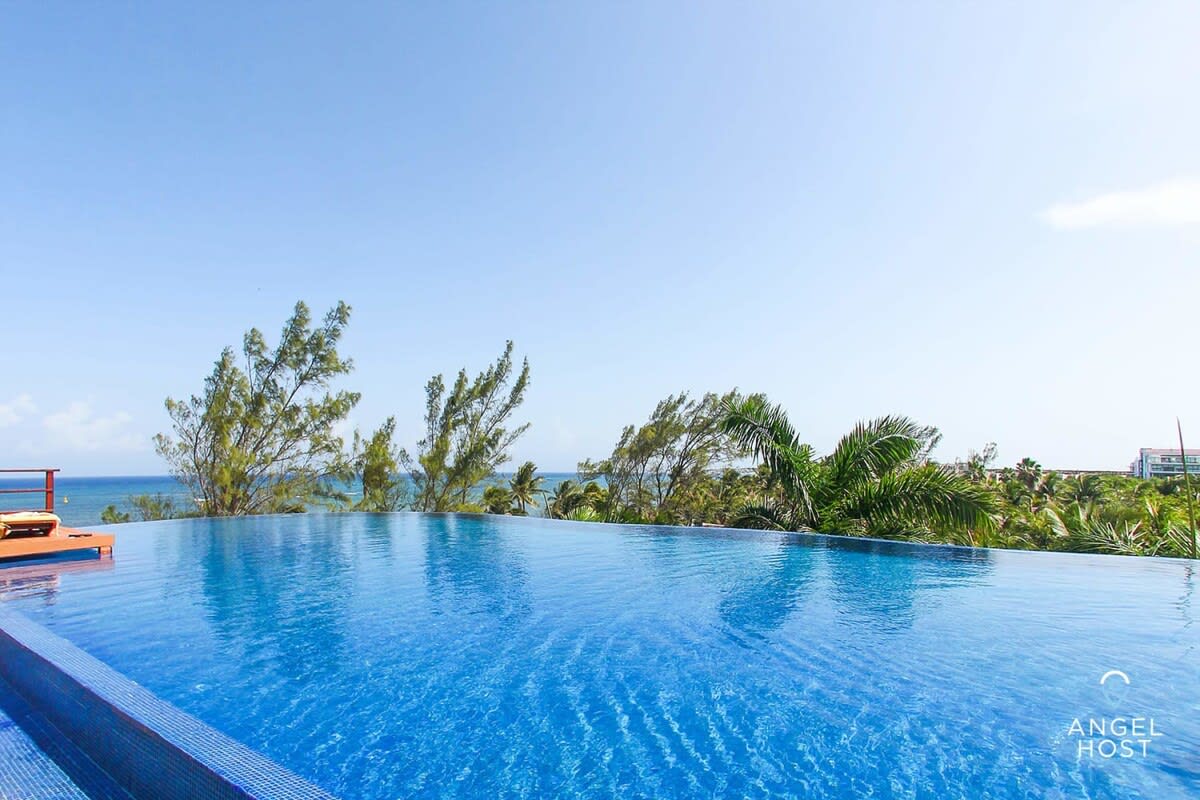 Beachfront on Best Street, Oceanview Rooftop Pool — Playa del Carmen, Quintana Roo — vacation rental