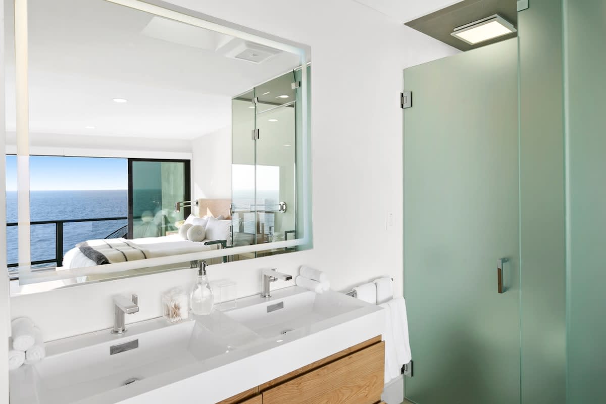 Kohler air smart toilets in all the bathrooms