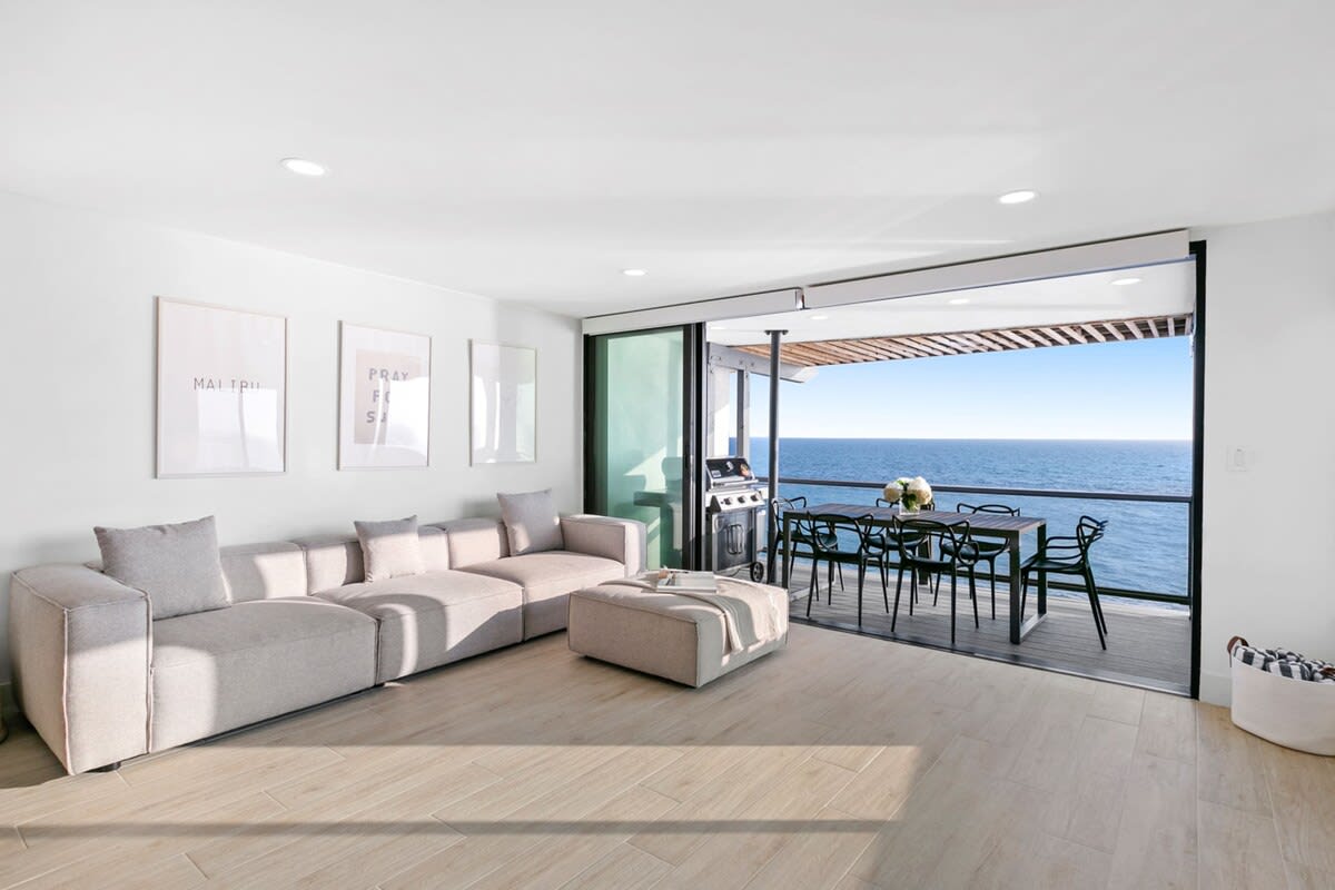 Elegant modern simplistic high design