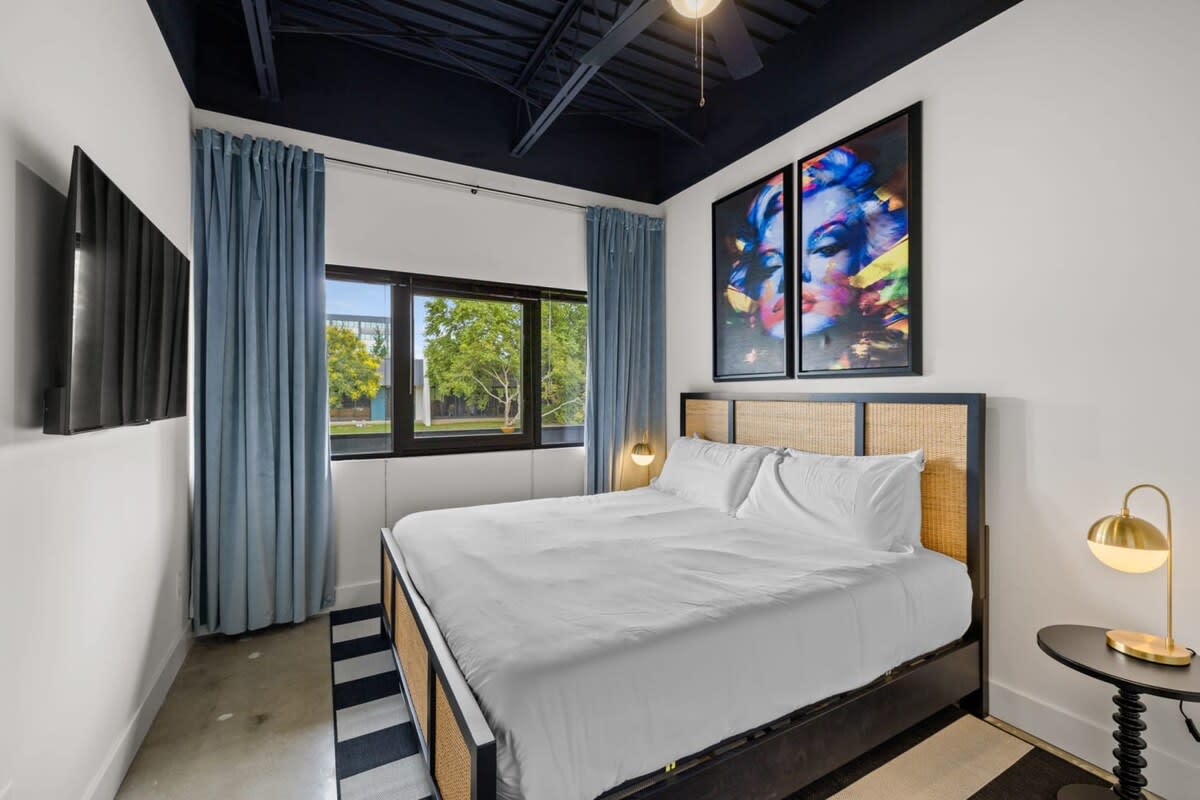 Chic Studio Near BNA | Fast WiFi | Pets OK-Nash!