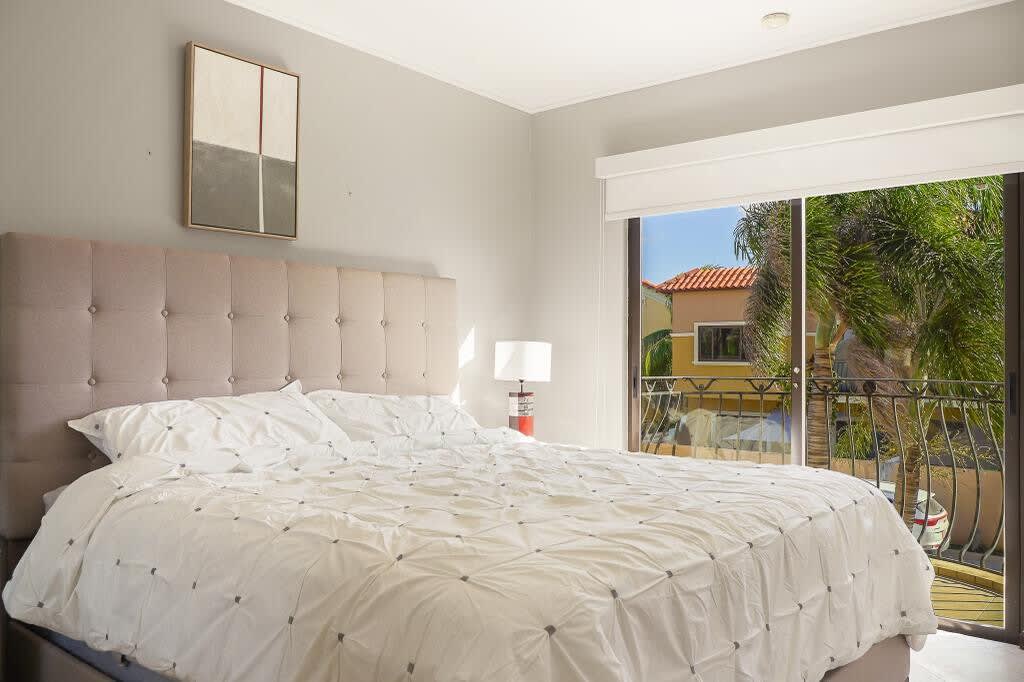 Modern 2-bedroom Home With Pools In Aruba - Aruba