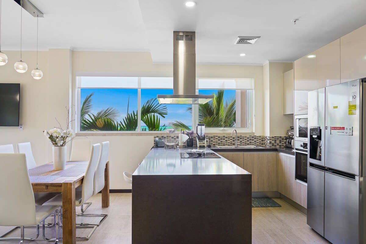 Luxurious 3 Bedroom Condo at Eagle Beach — Noord, Noord, Aruba — vacation rental
