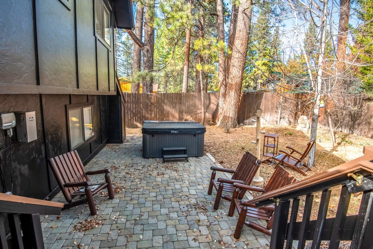 Upscale Walnut Cabin w/ Game Room & Hot Tub
