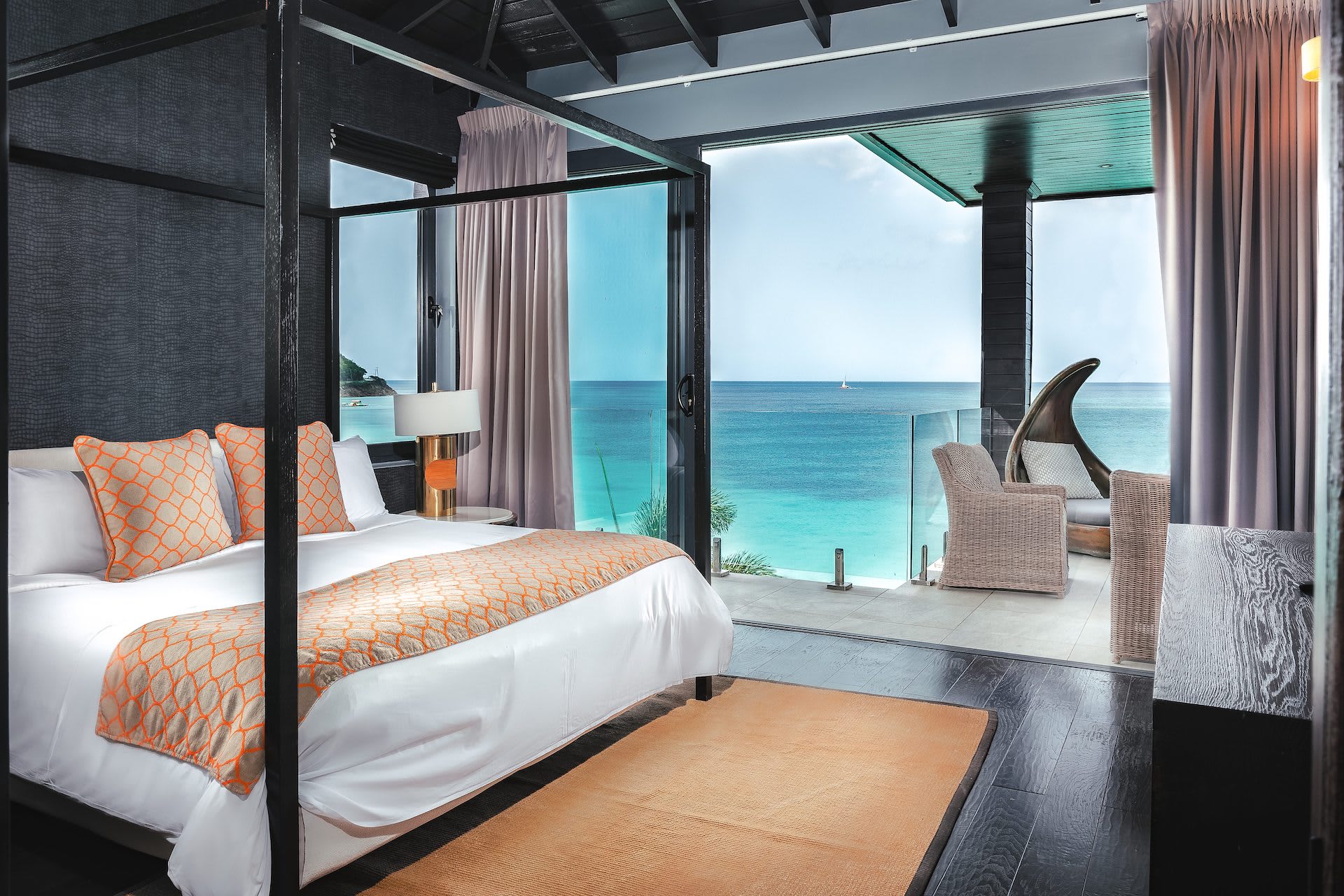 Stunning 4-Bedroom Villa with Gym and Caribbean Sea Views 3