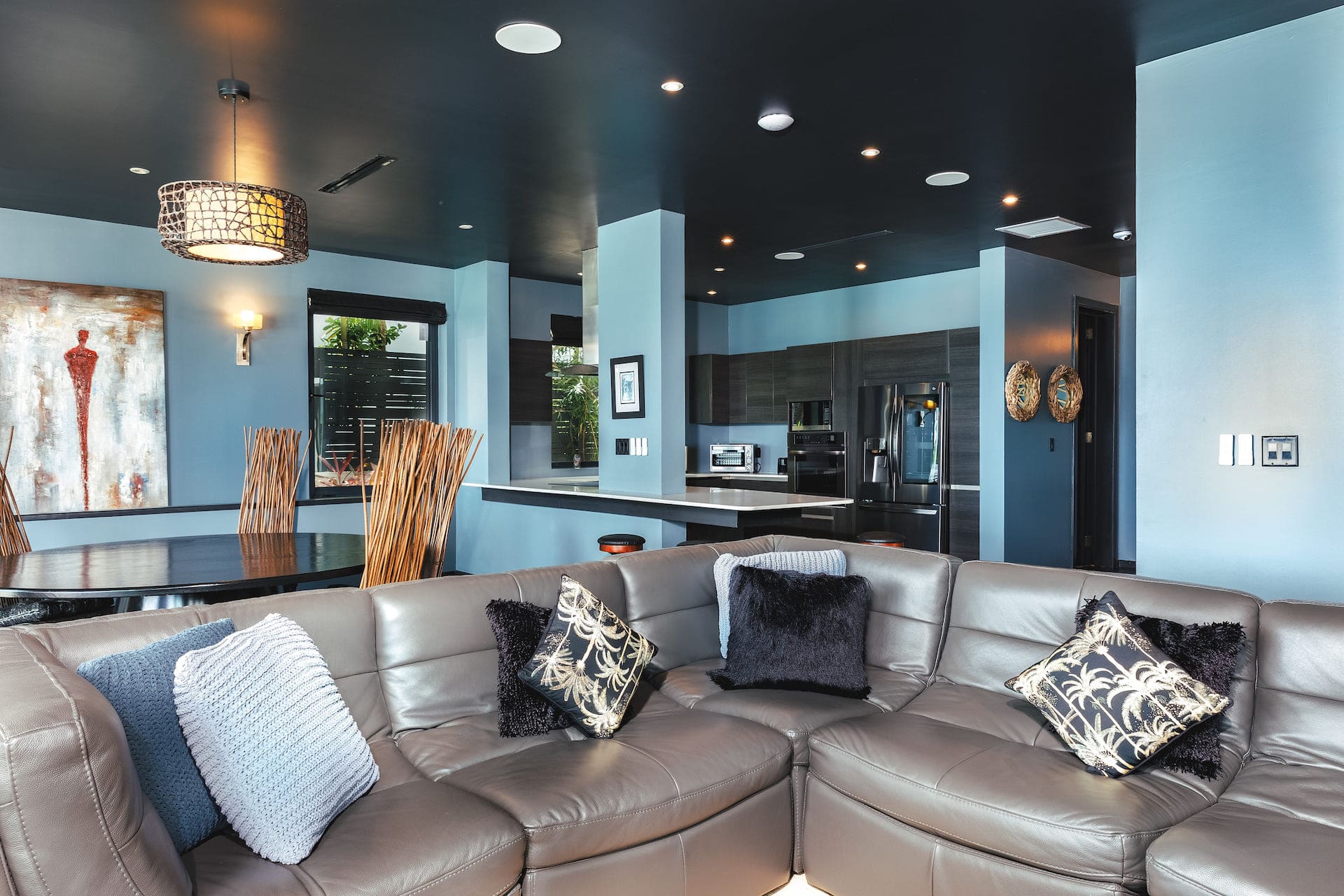 Stunning 4-Bedroom Villa with Gym and Caribbean Sea Views 5