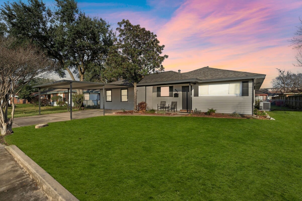 Houston Family Haven: Game Room • BBQ • Yard - Foto 9
