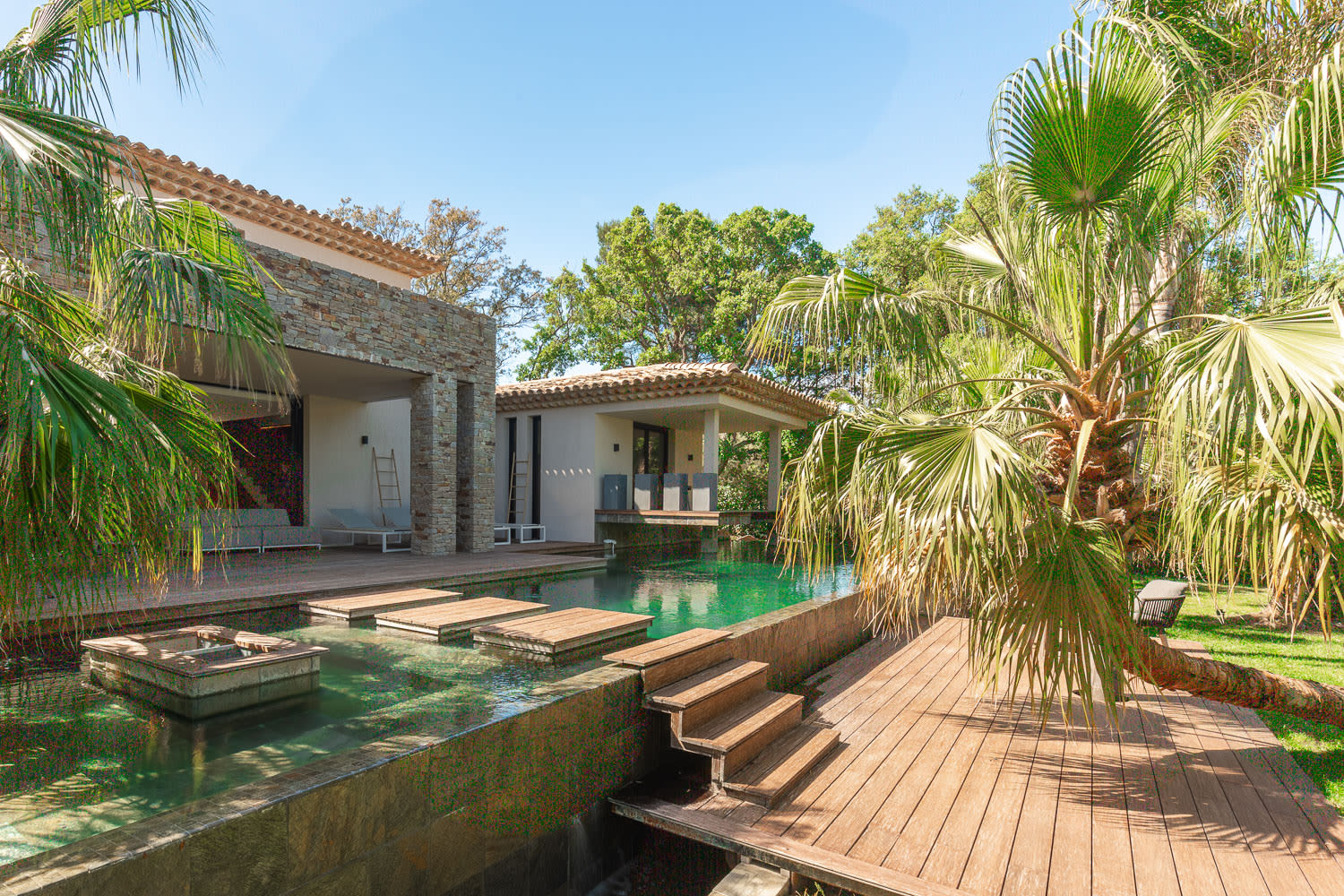 location Villa Bali Saint-Tropez photo- 1