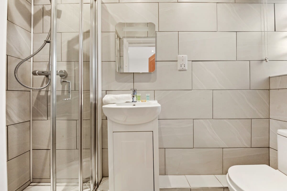Central 2B Apartment Next to Hyde Park in Edgware Road 39 W2 2JE - Property image 8 - VivreStays