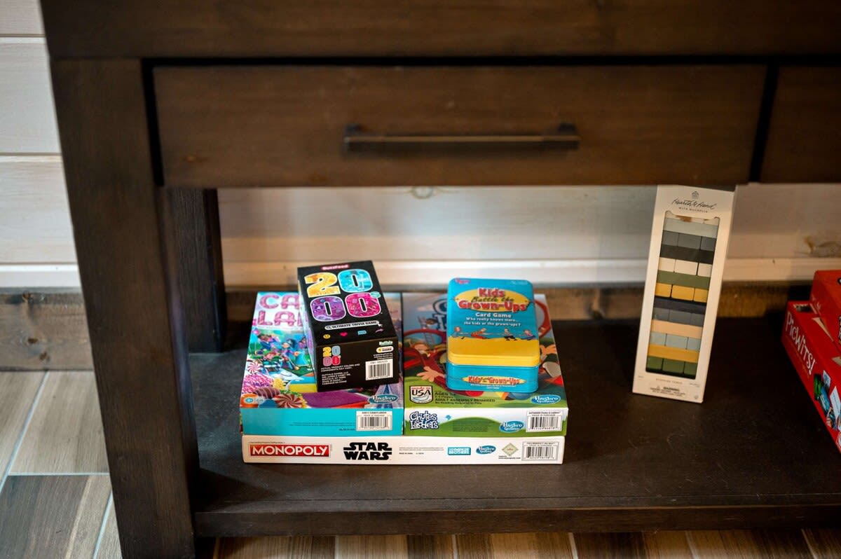 New! The Silo! Hot Tub, Sauna, Game Room, Swings!